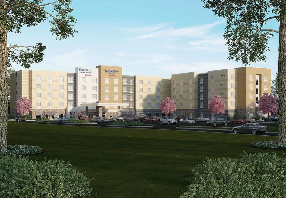 Towneplace Suites By Marriott Алтуна Екстериор снимка